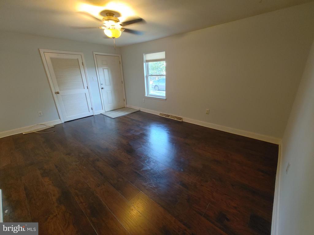 118-128 JESSUP STREET 128