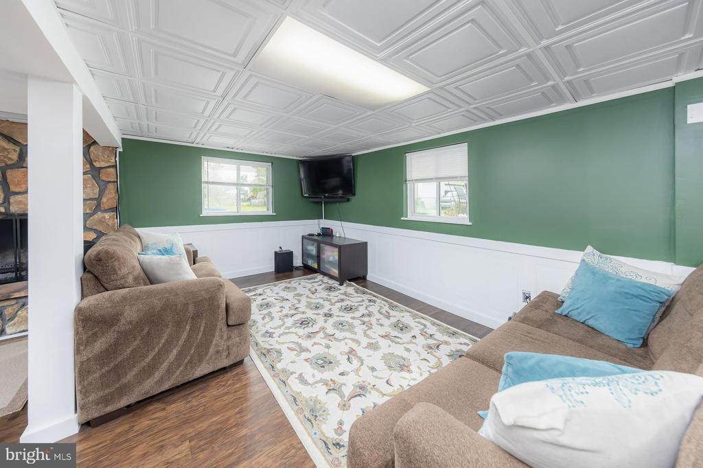 746 ALLEN AVENUE