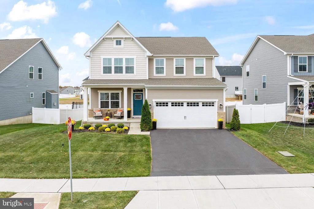 201 WESTON DRIVE