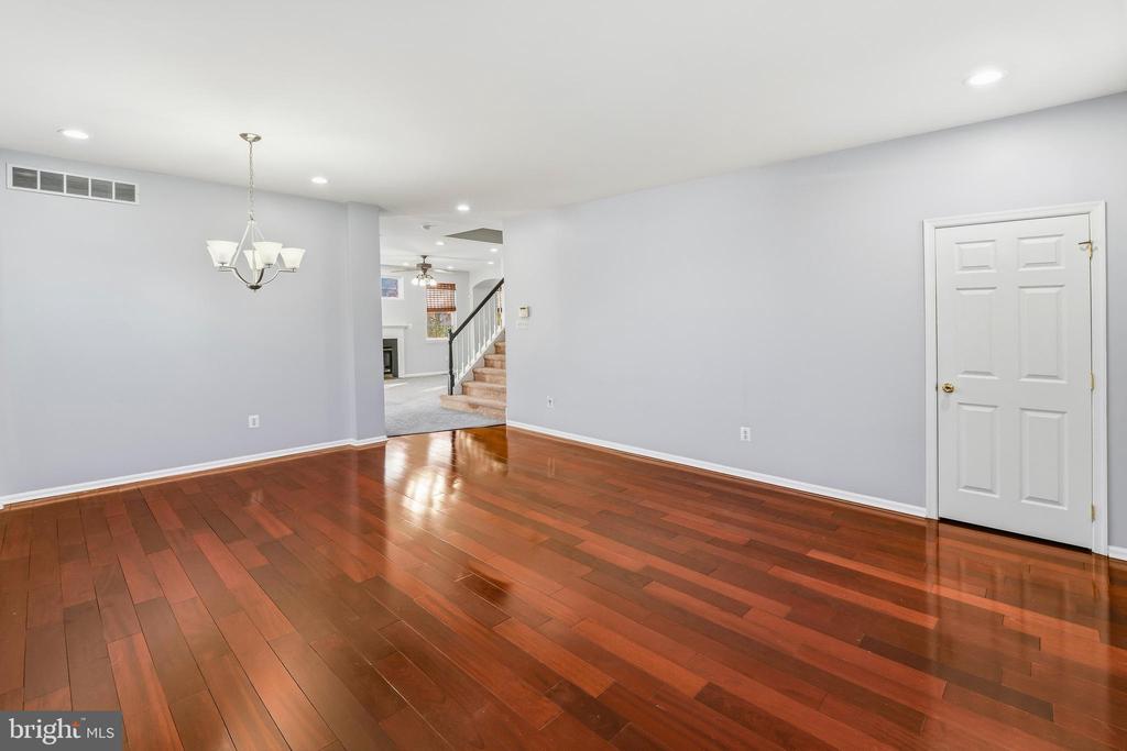 109 HOLLY DRIVE