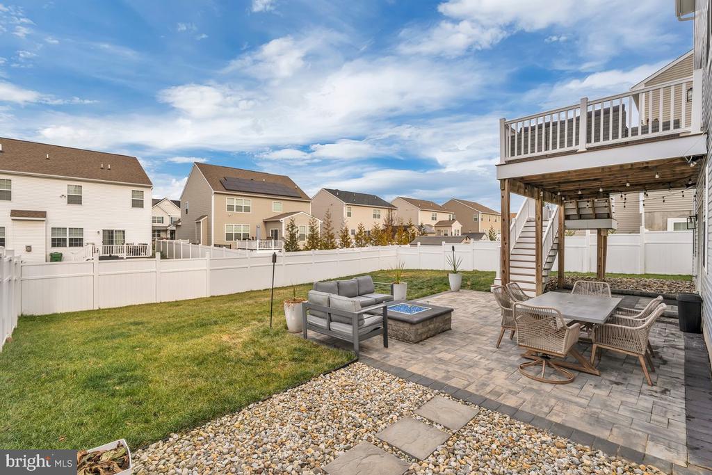 11 COTTONWOOD ROAD
