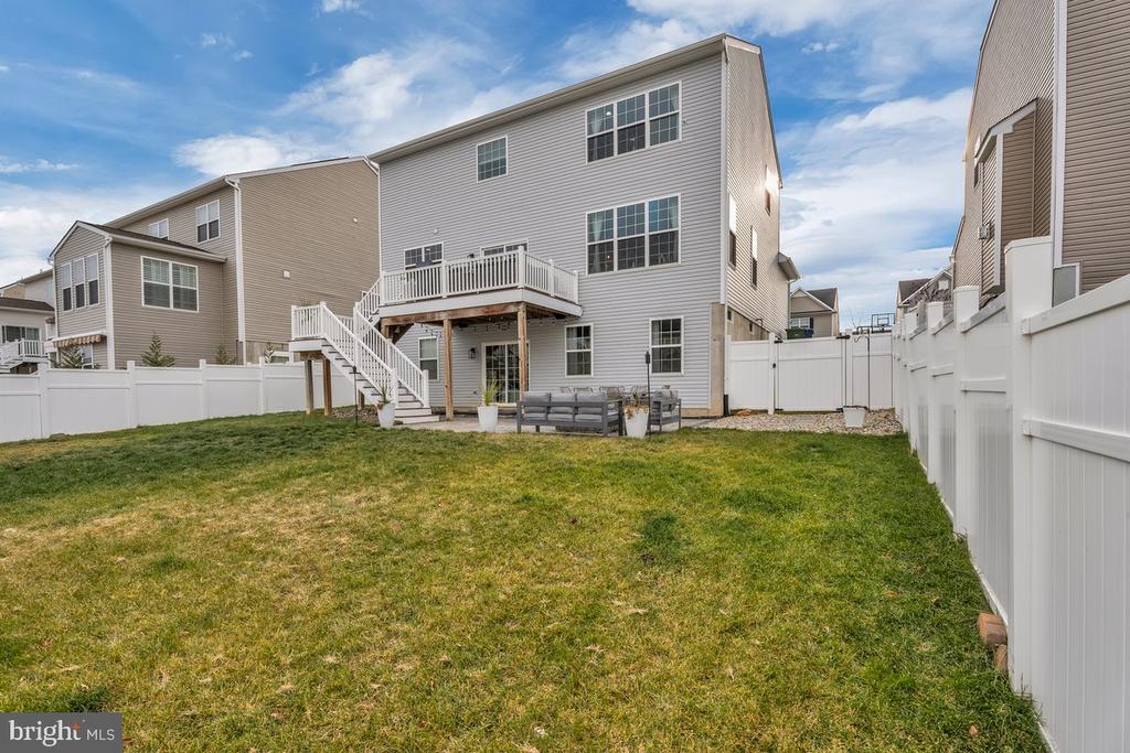 11 COTTONWOOD ROAD