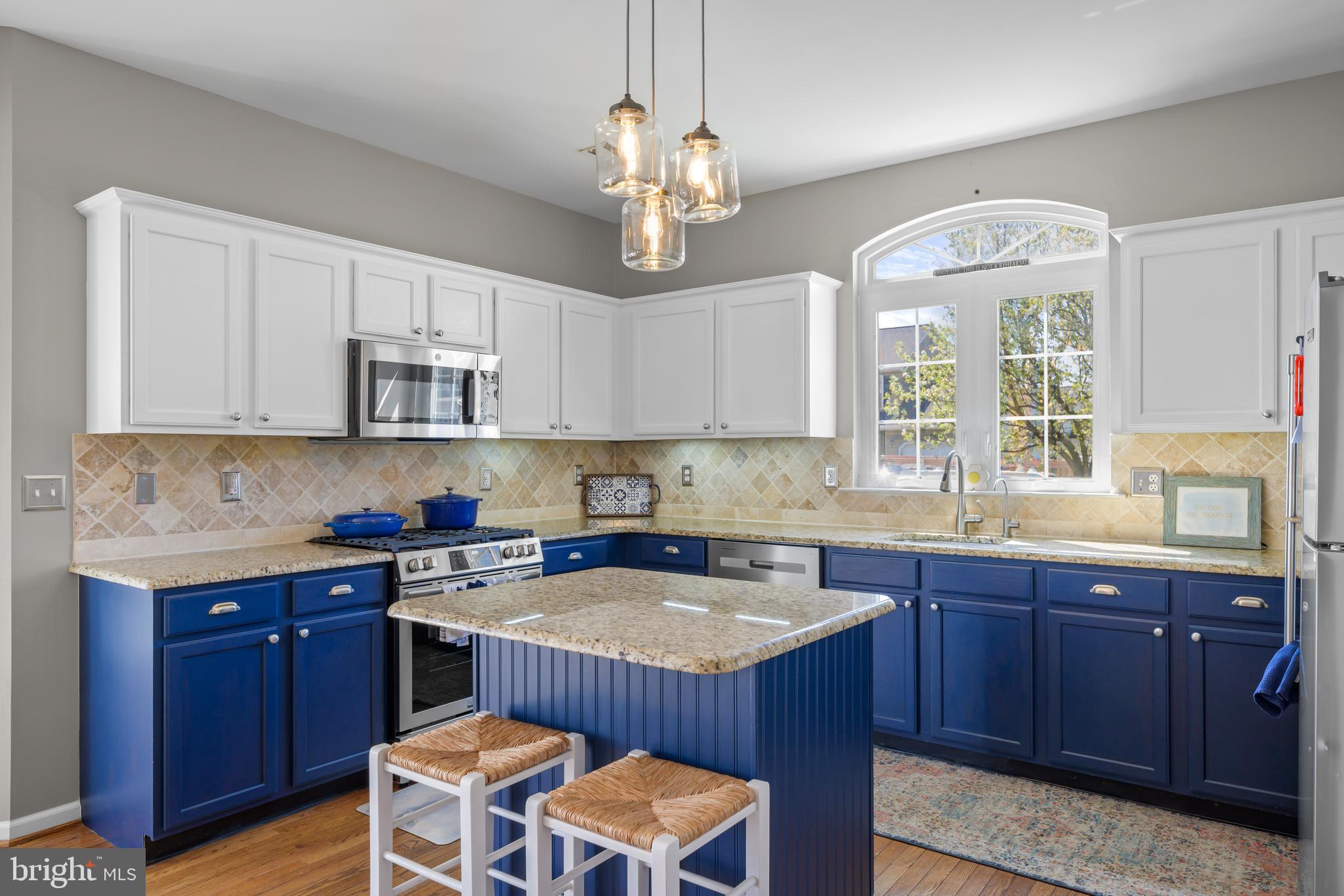 310 JUNIPER LANE