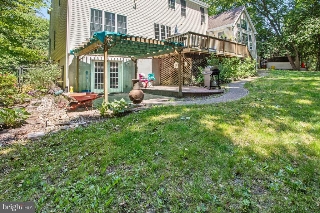 15 HOLLYBROOK ROAD