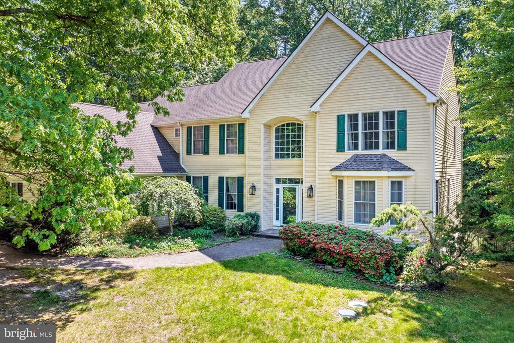 15 HOLLYBROOK ROAD