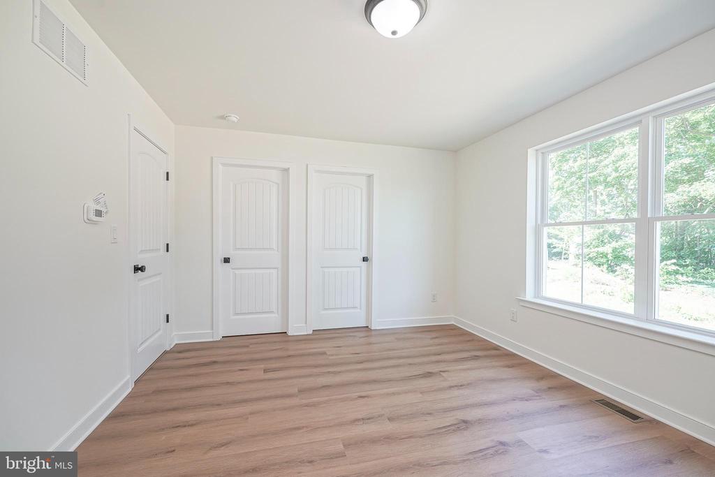 127 NEWTON AVENUE