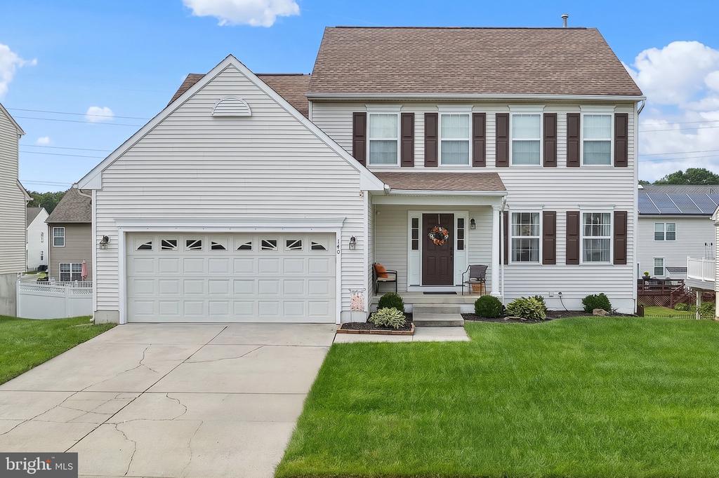 140 LAUREL TRL