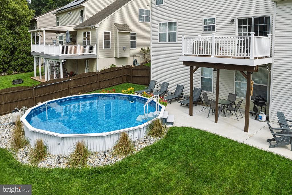140 LAUREL TRL