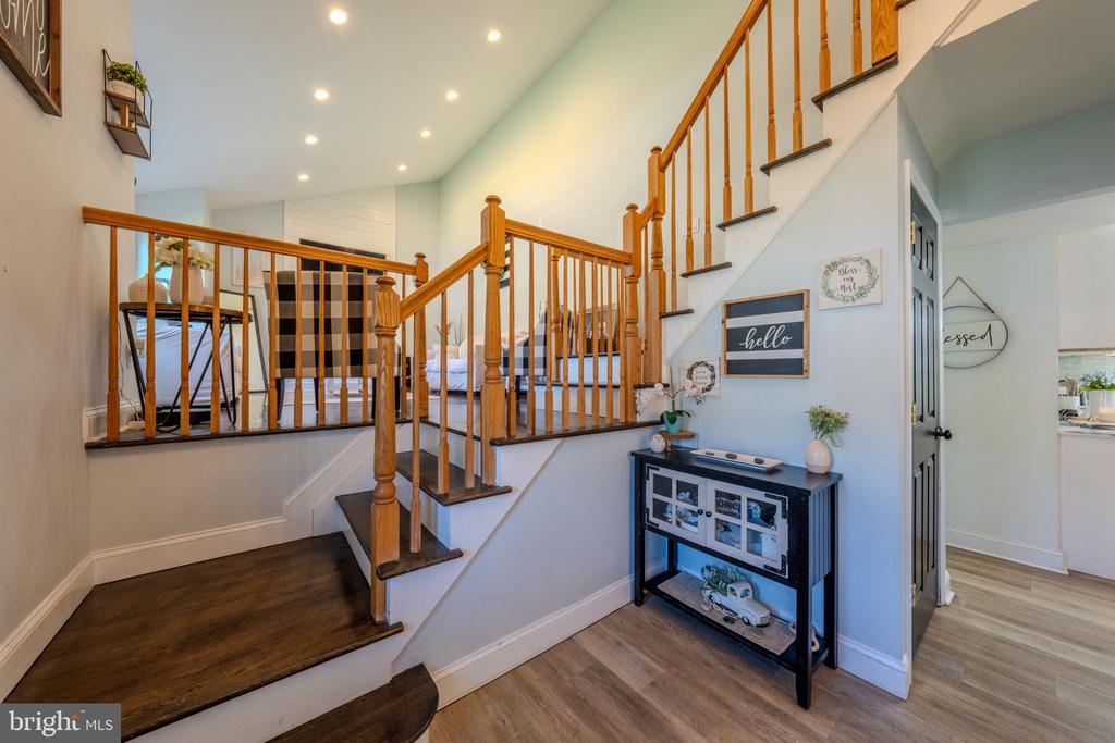 21 SUGAR BUSH ROAD