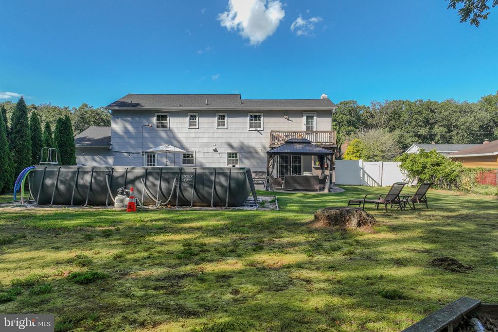 21 SUGAR BUSH ROAD