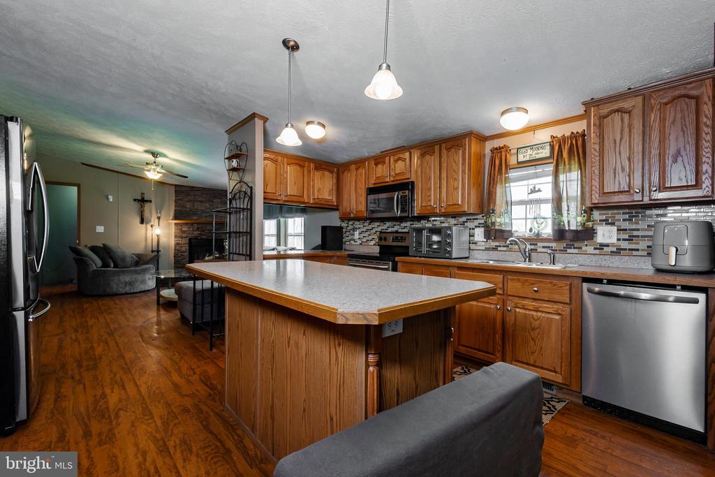 92 HAZELWOOD DRIVE