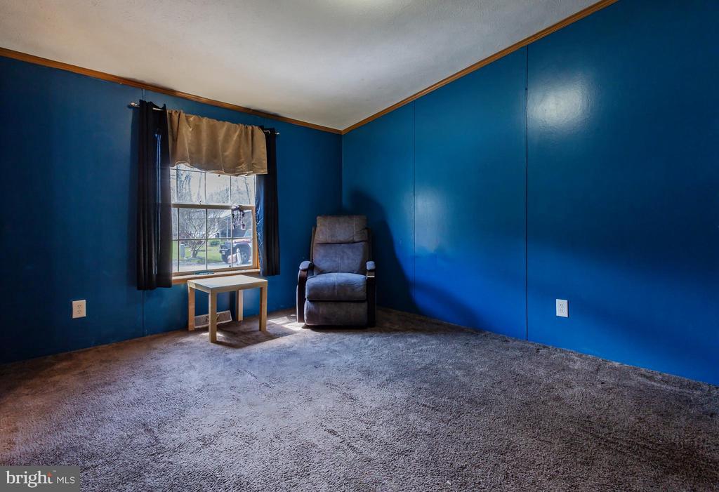 92 HAZELWOOD DRIVE