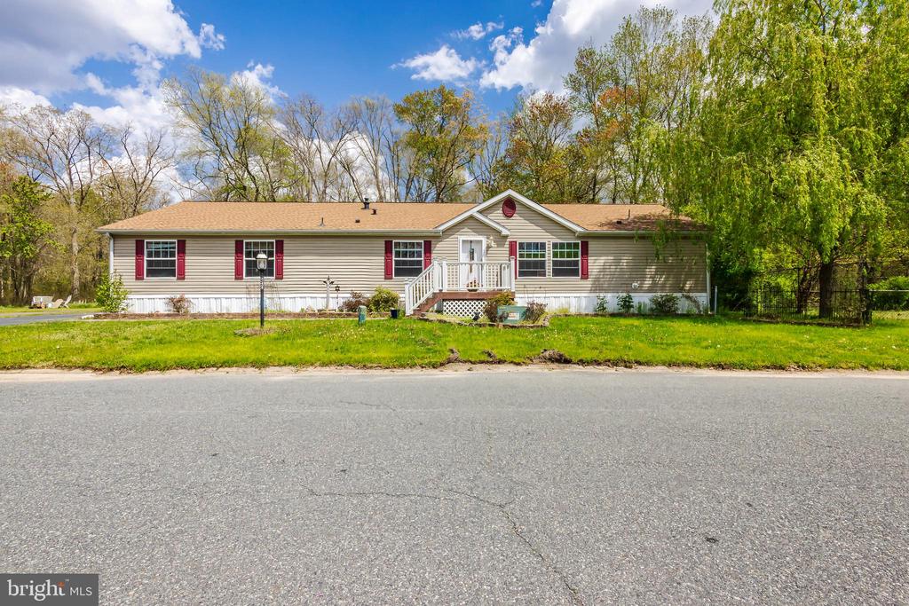 92 HAZELWOOD DRIVE