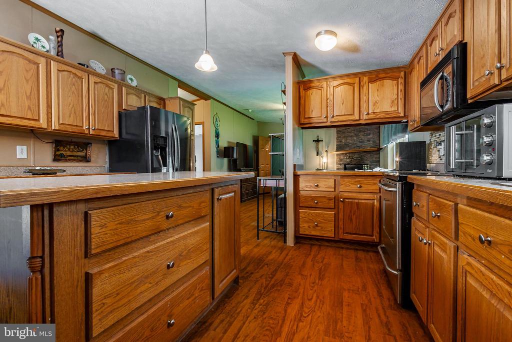 92 HAZELWOOD DRIVE