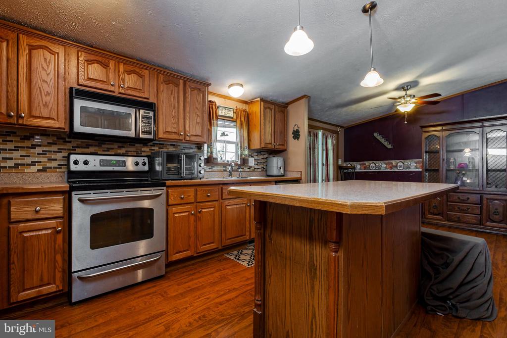 92 HAZELWOOD DRIVE