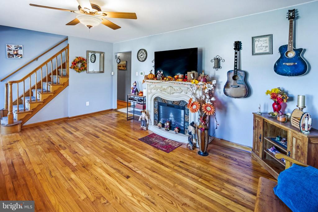21 DELAWARE DRIVE