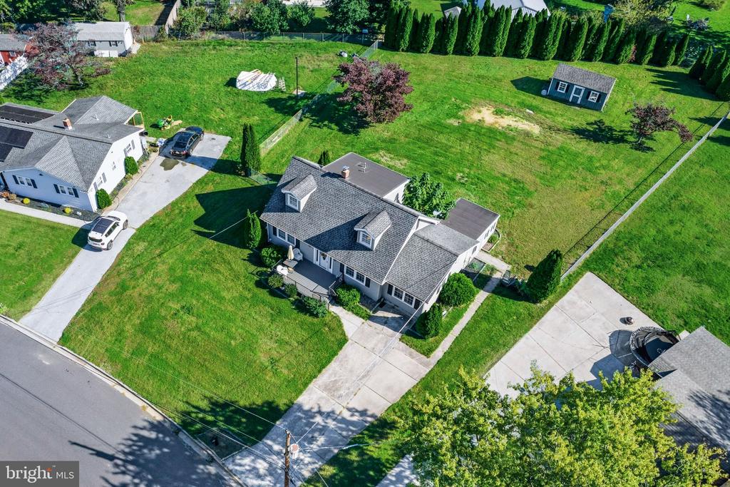 21 DELAWARE DRIVE