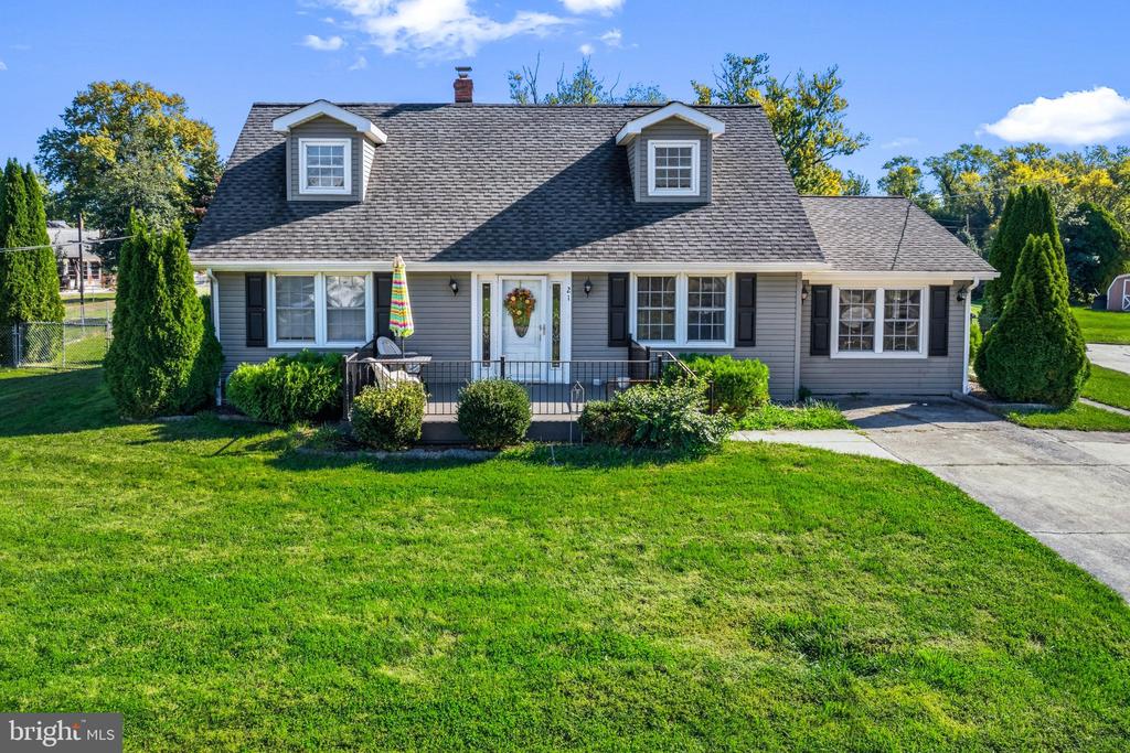 21 DELAWARE DRIVE