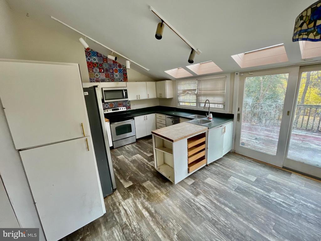 7723 MILL ROAD