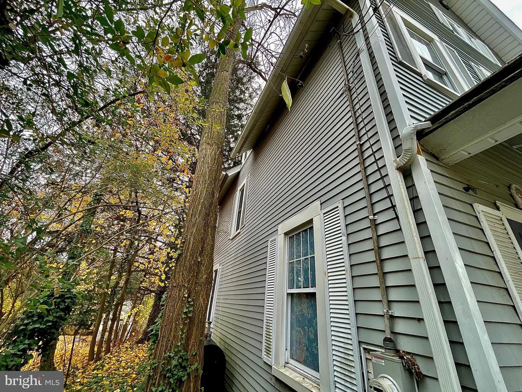7723 MILL ROAD