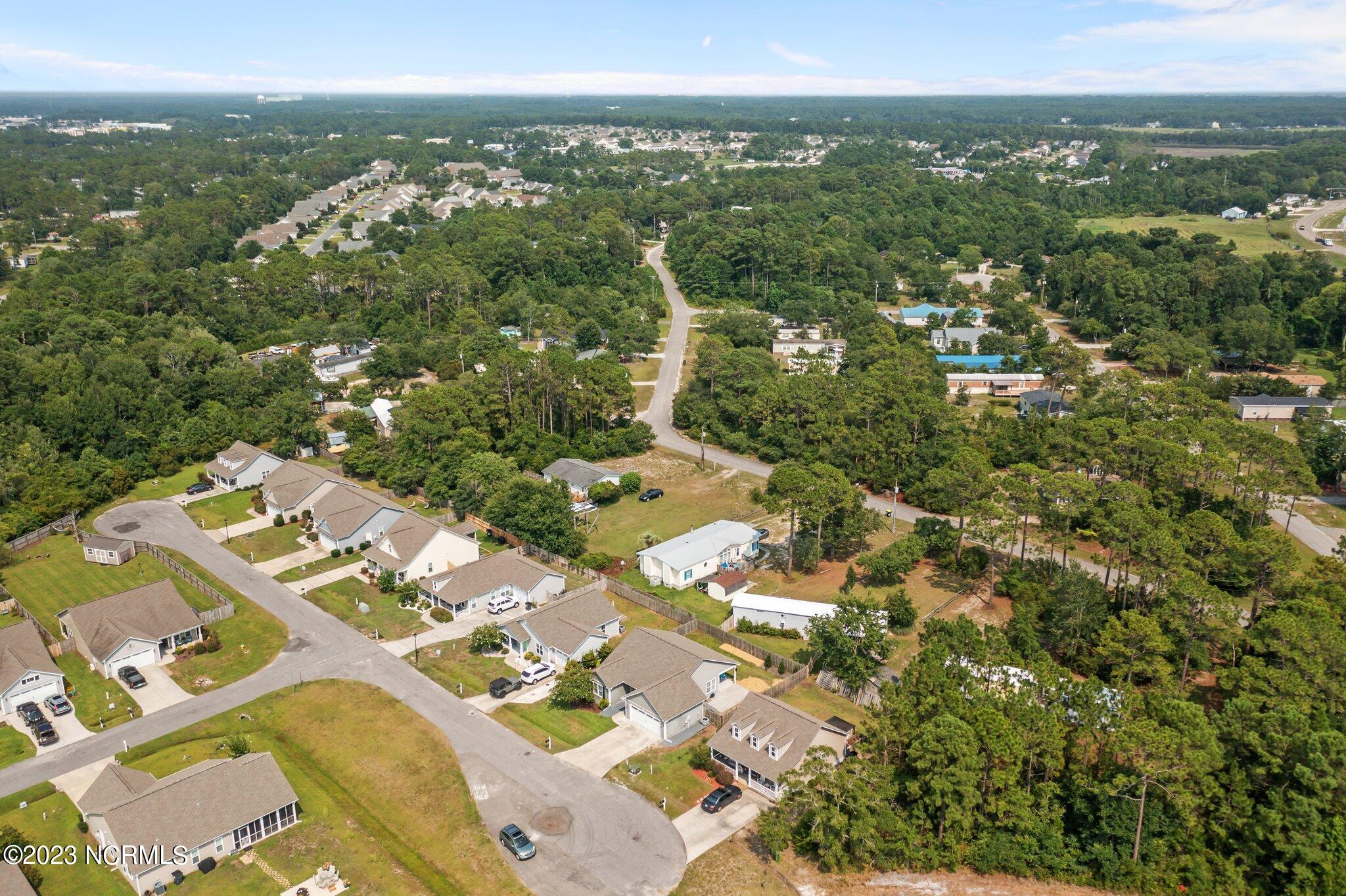 4214 Wax Myrtle Court SE