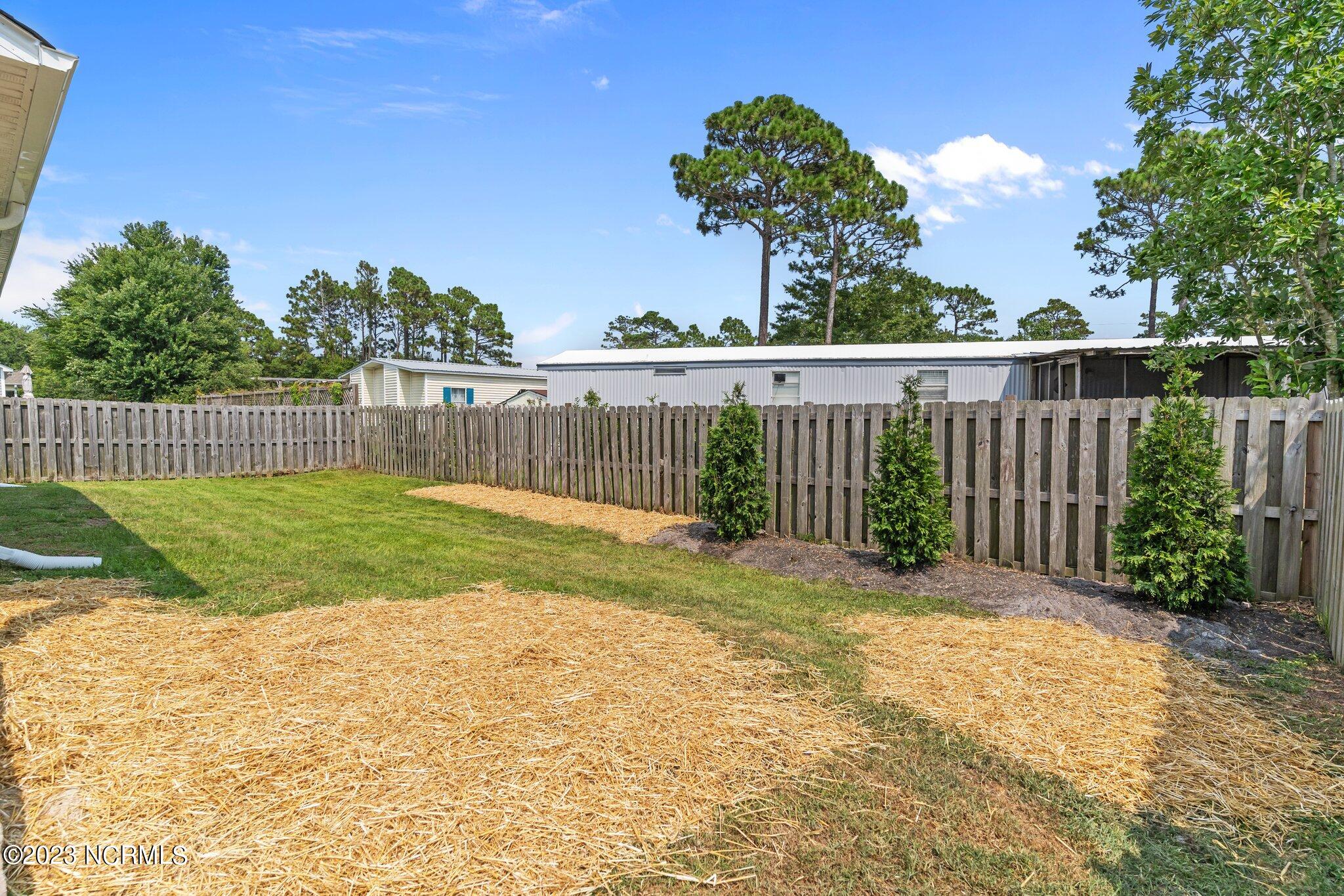 4214 Wax Myrtle Court SE