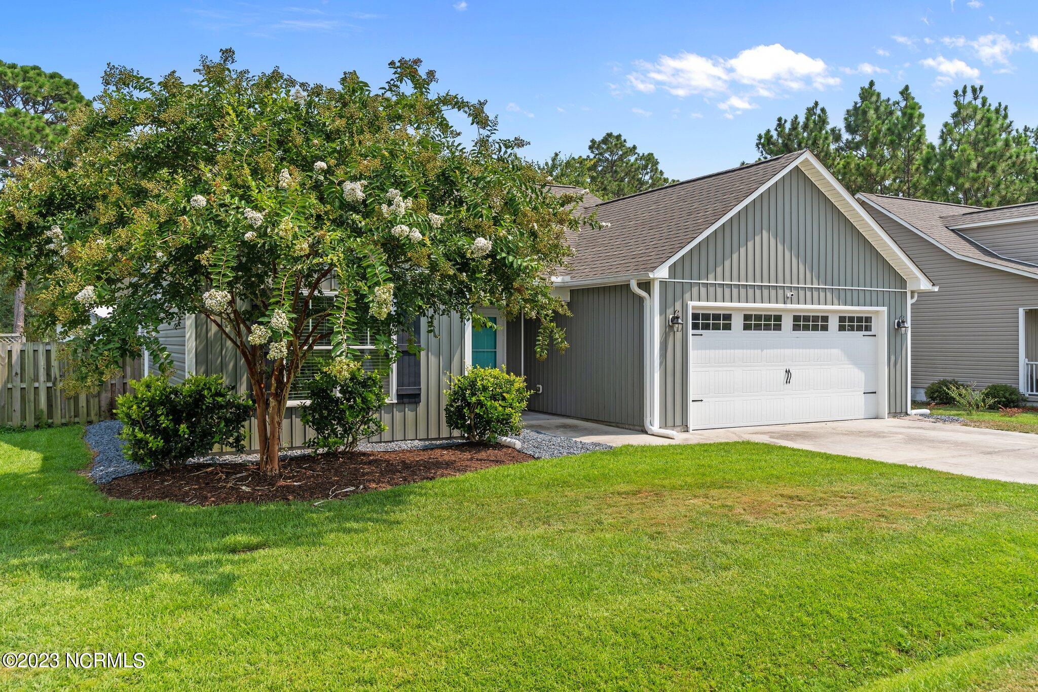 4214 Wax Myrtle Court SE