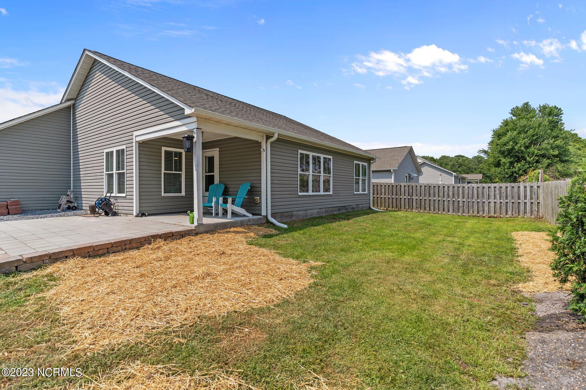 4214 Wax Myrtle Court SE