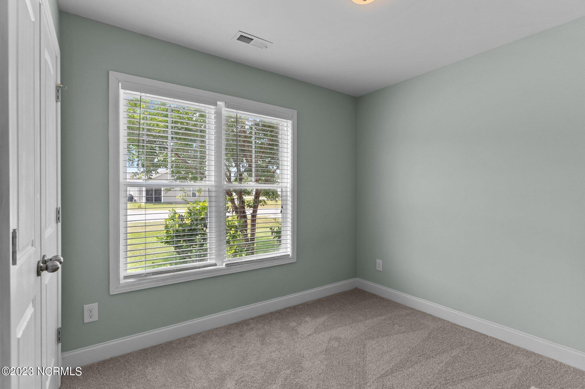 4214 Wax Myrtle Court SE