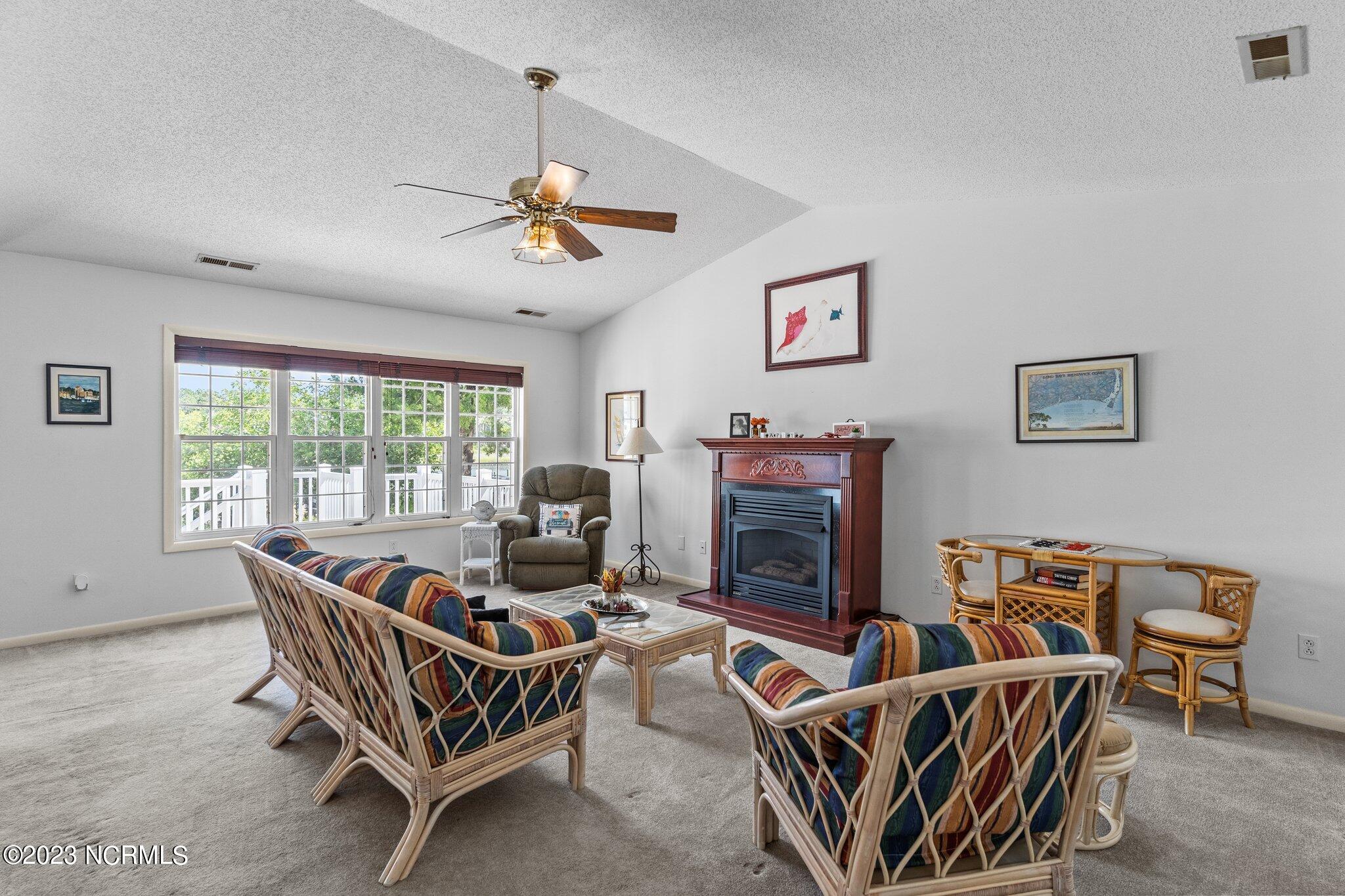 3902 E Yacht Drive
