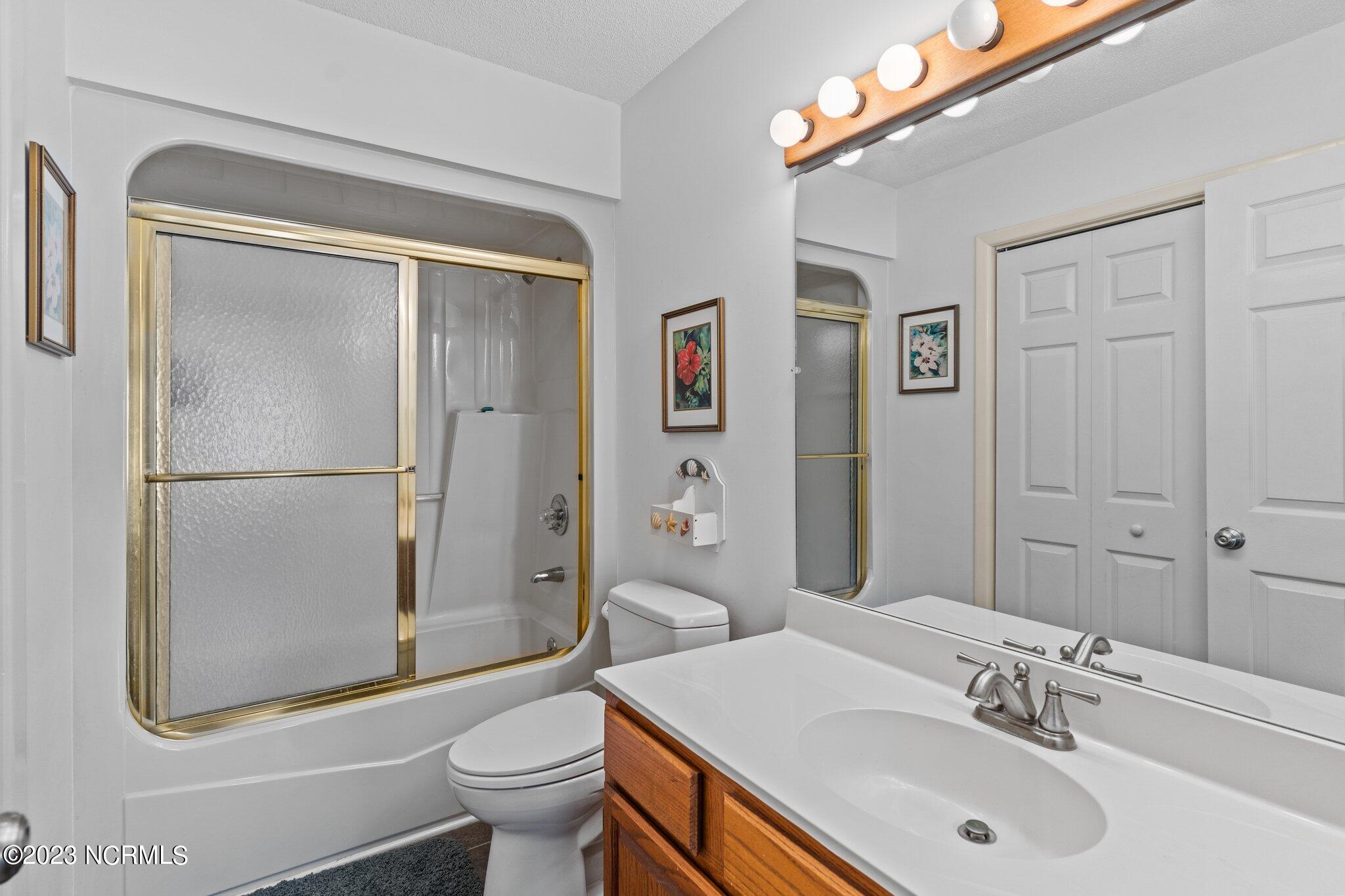 3902 E Yacht Drive