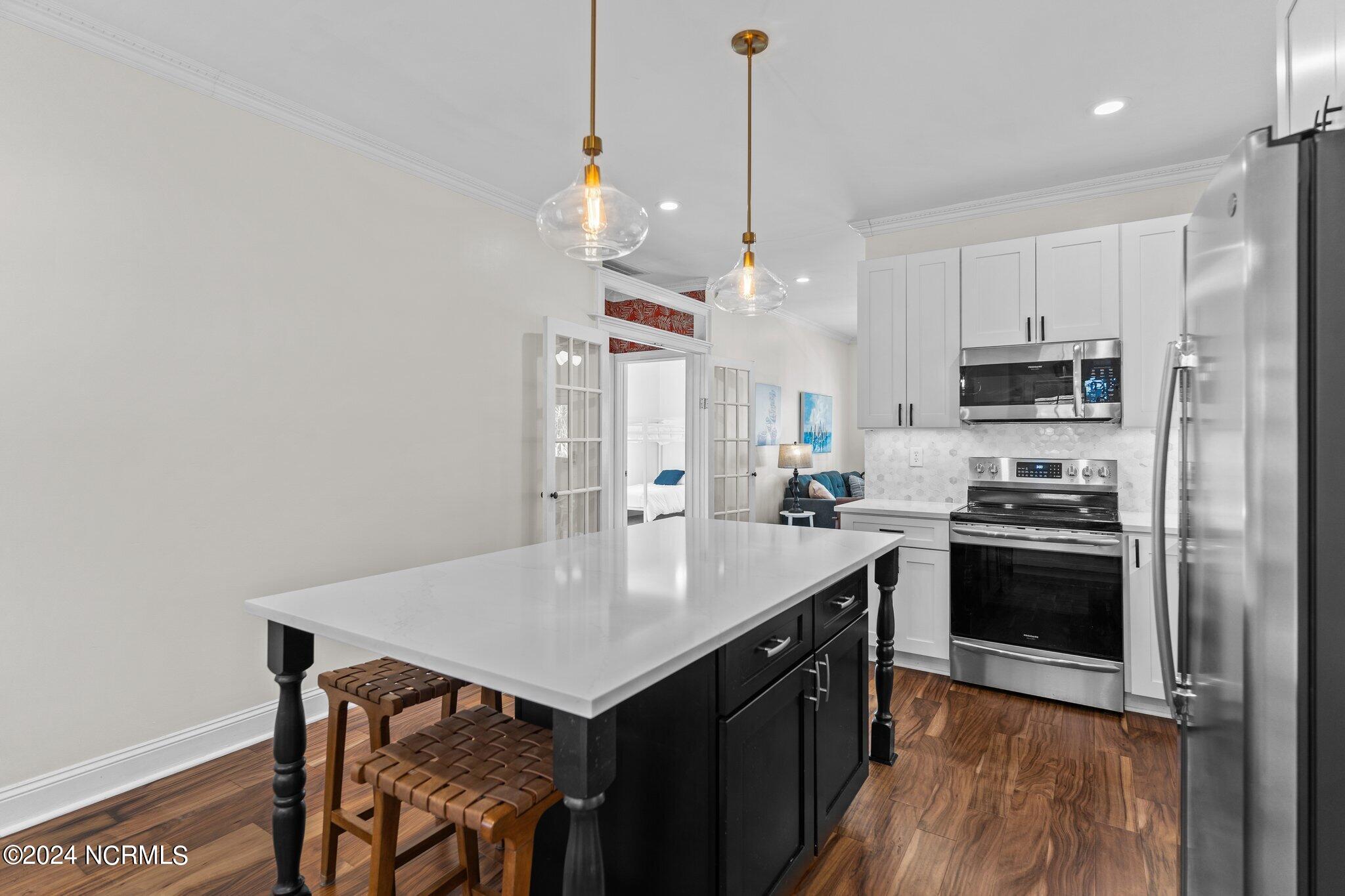 336 NE 40th Street