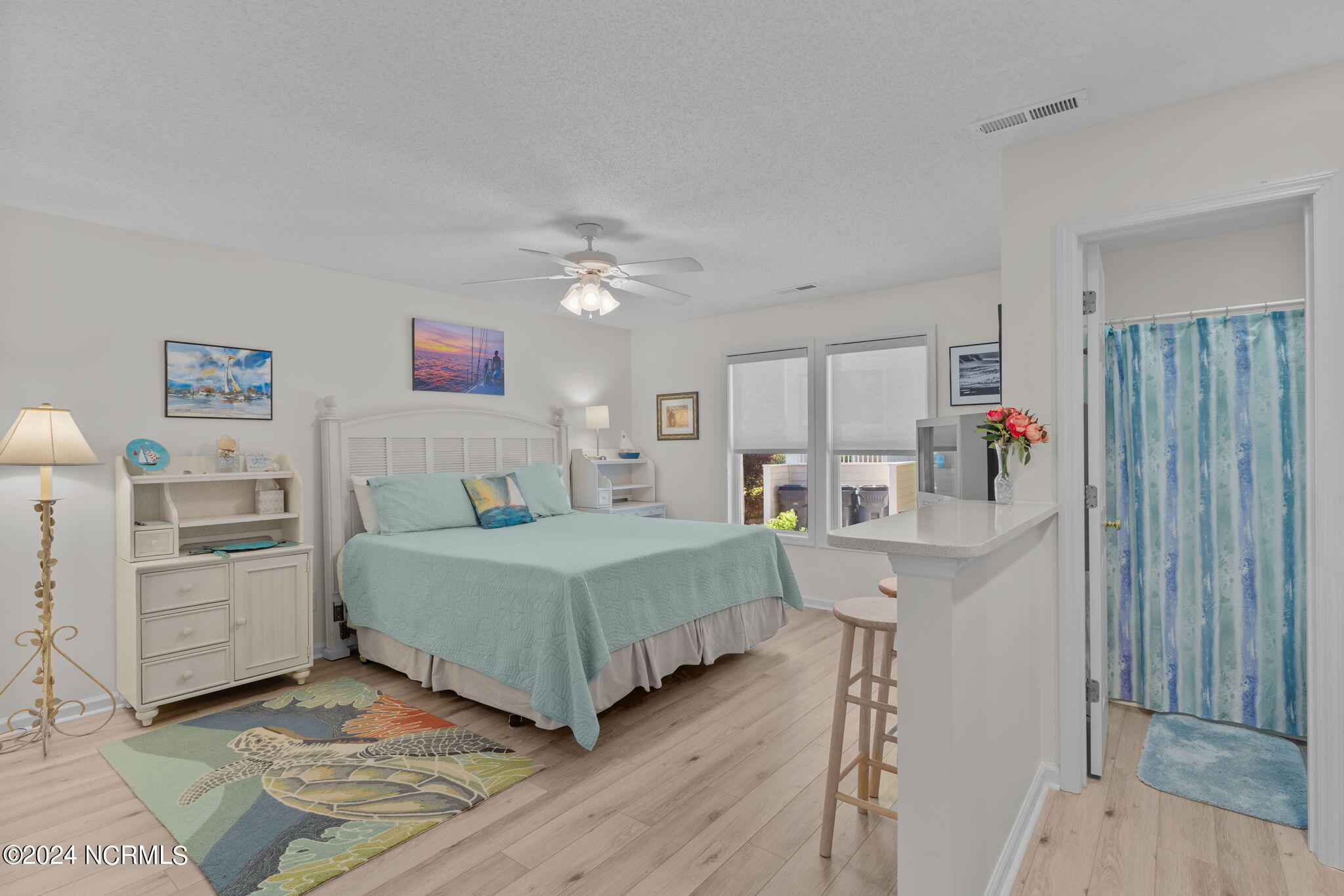 3350 Club Villas Drive, # 901