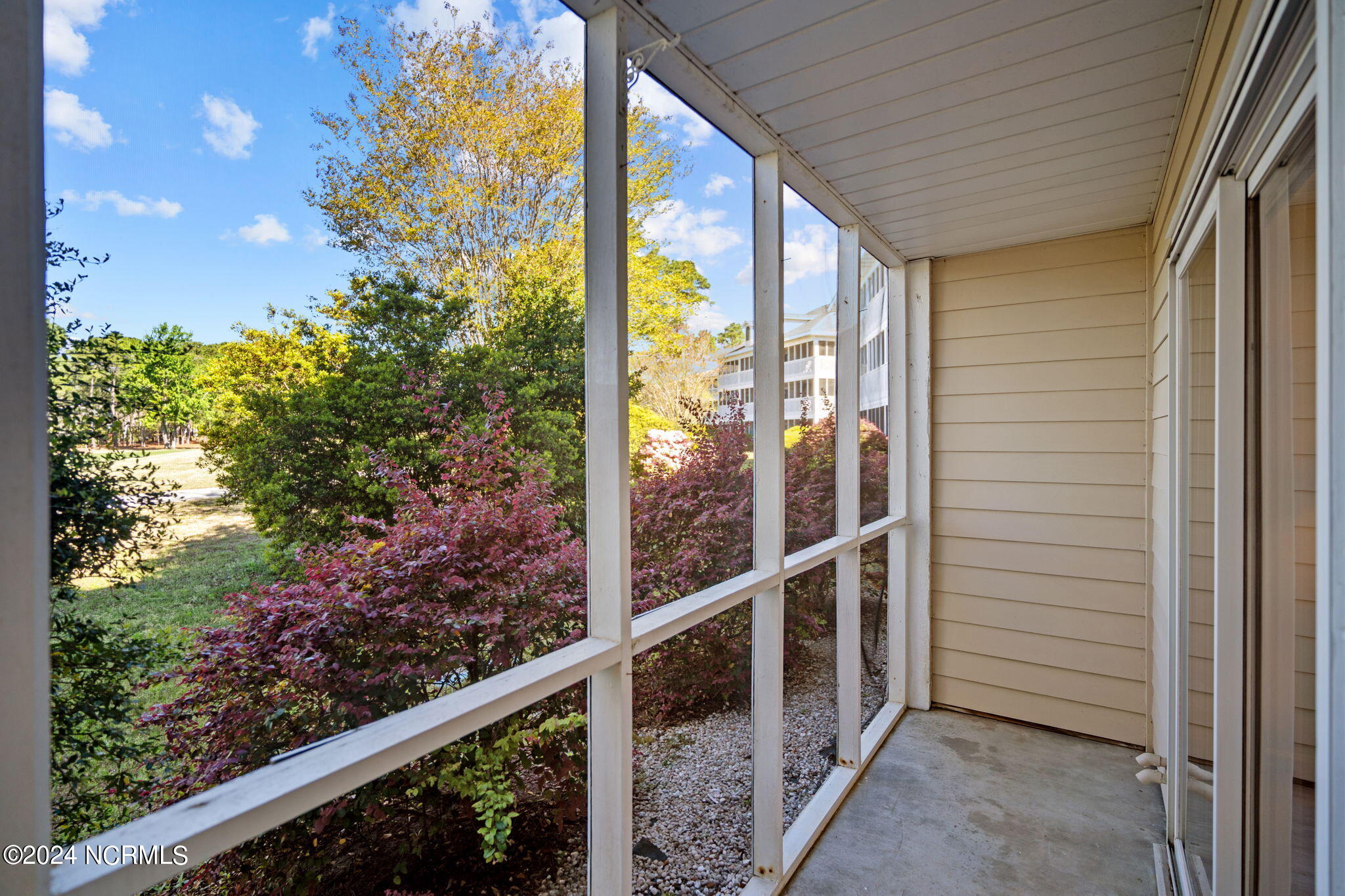 3350 Club Villas Drive, # 901