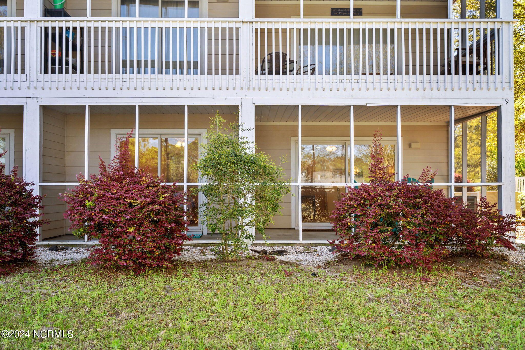 3350 Club Villas Drive, # 901