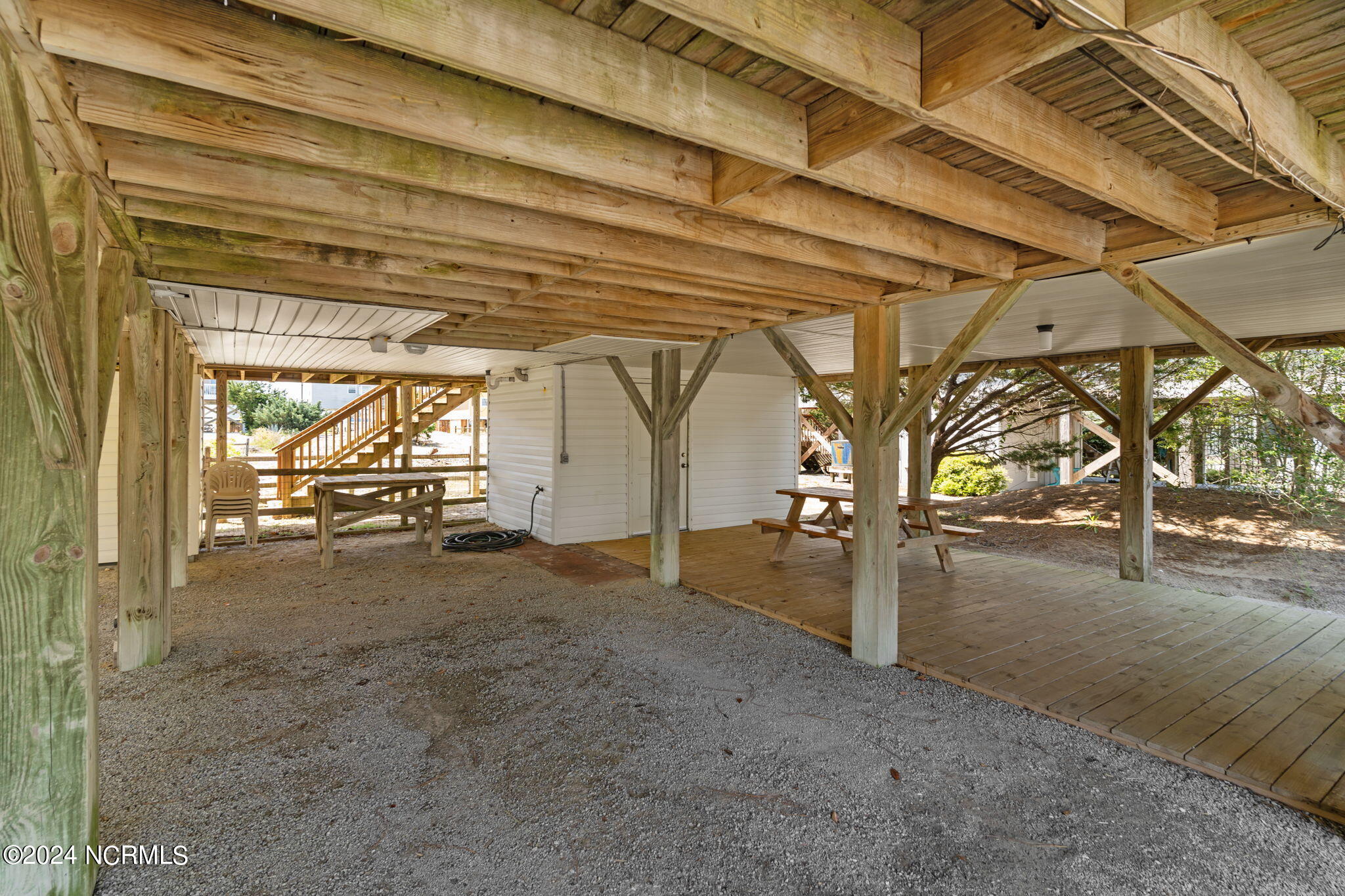 2021 W Dolphin Drive