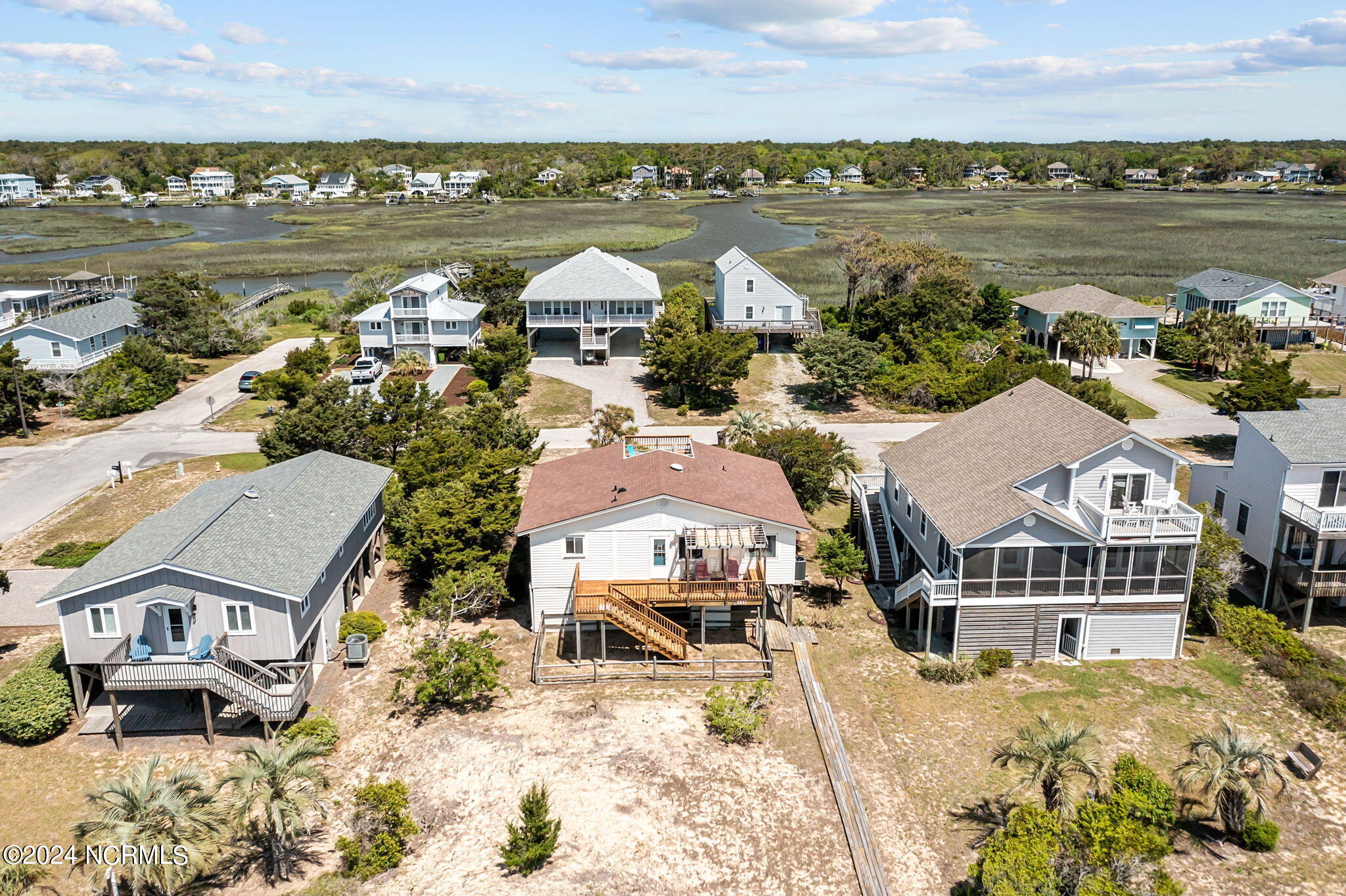2021 W Dolphin Drive