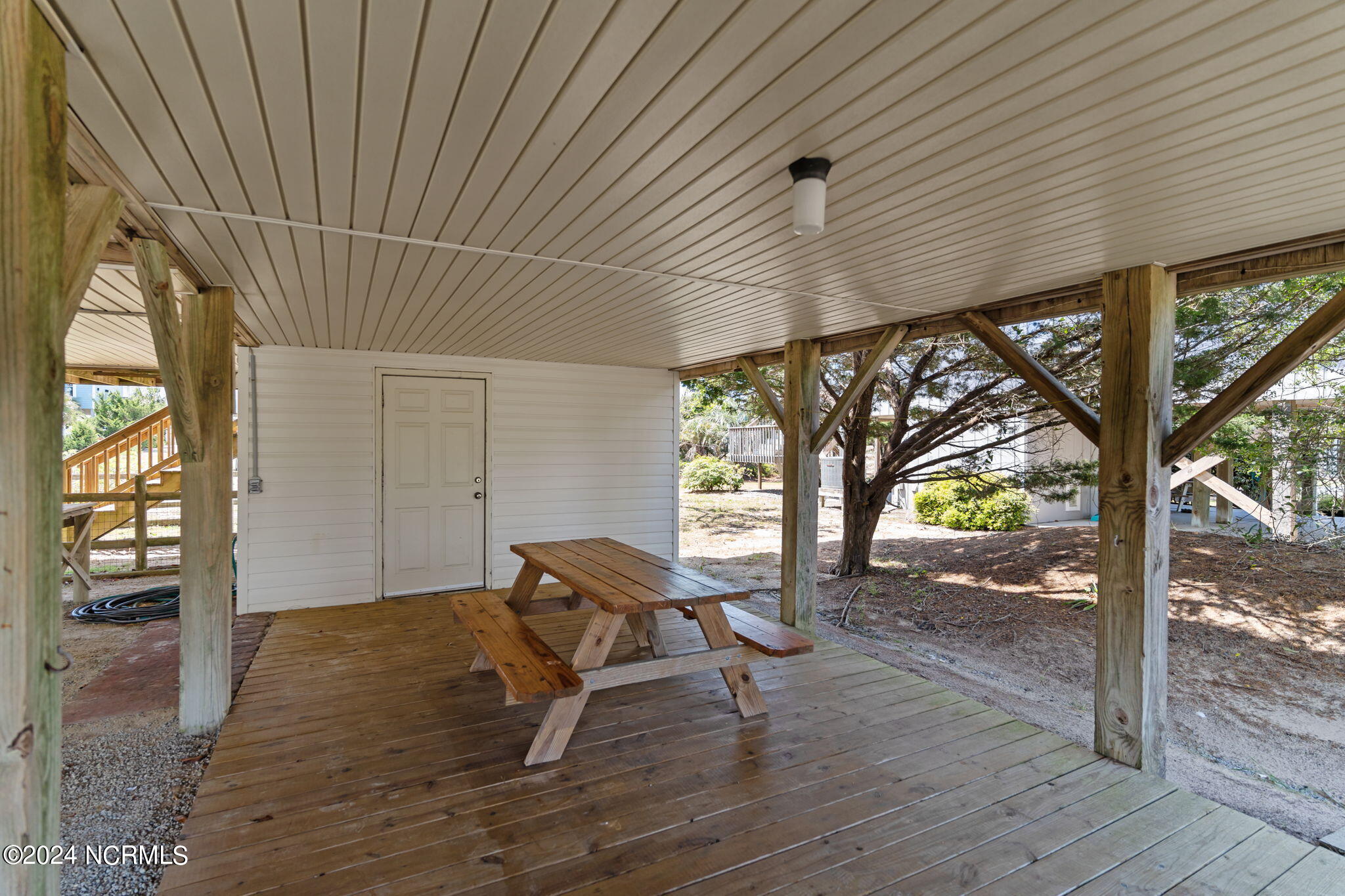 2021 W Dolphin Drive