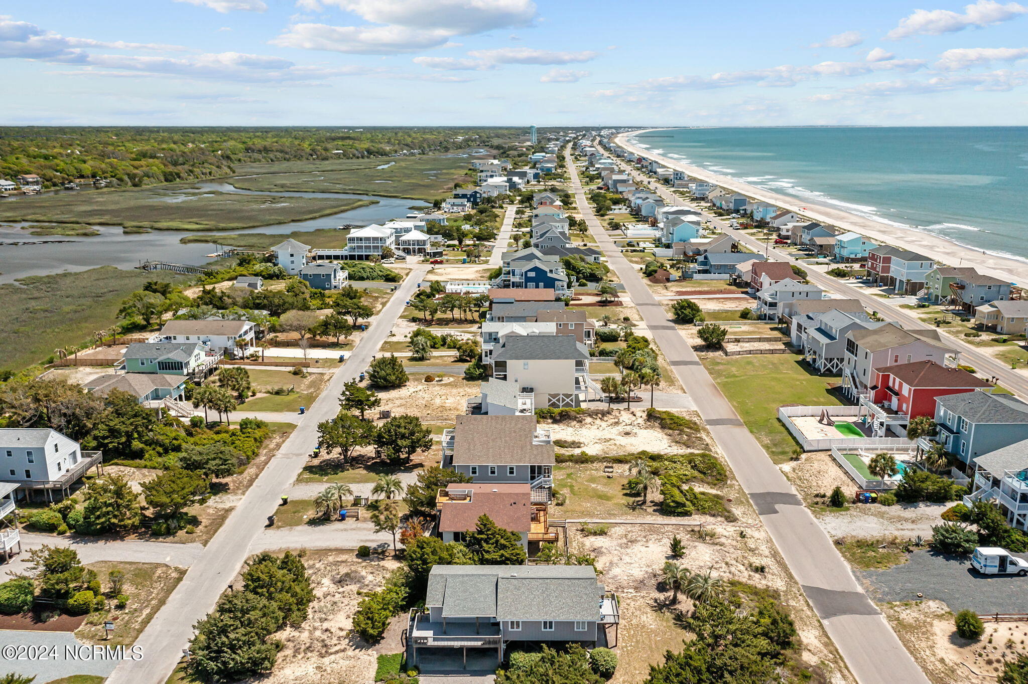 2021 W Dolphin Drive