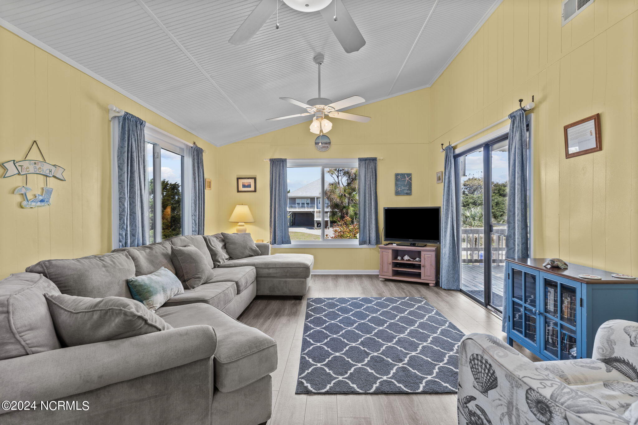 2021 W Dolphin Drive