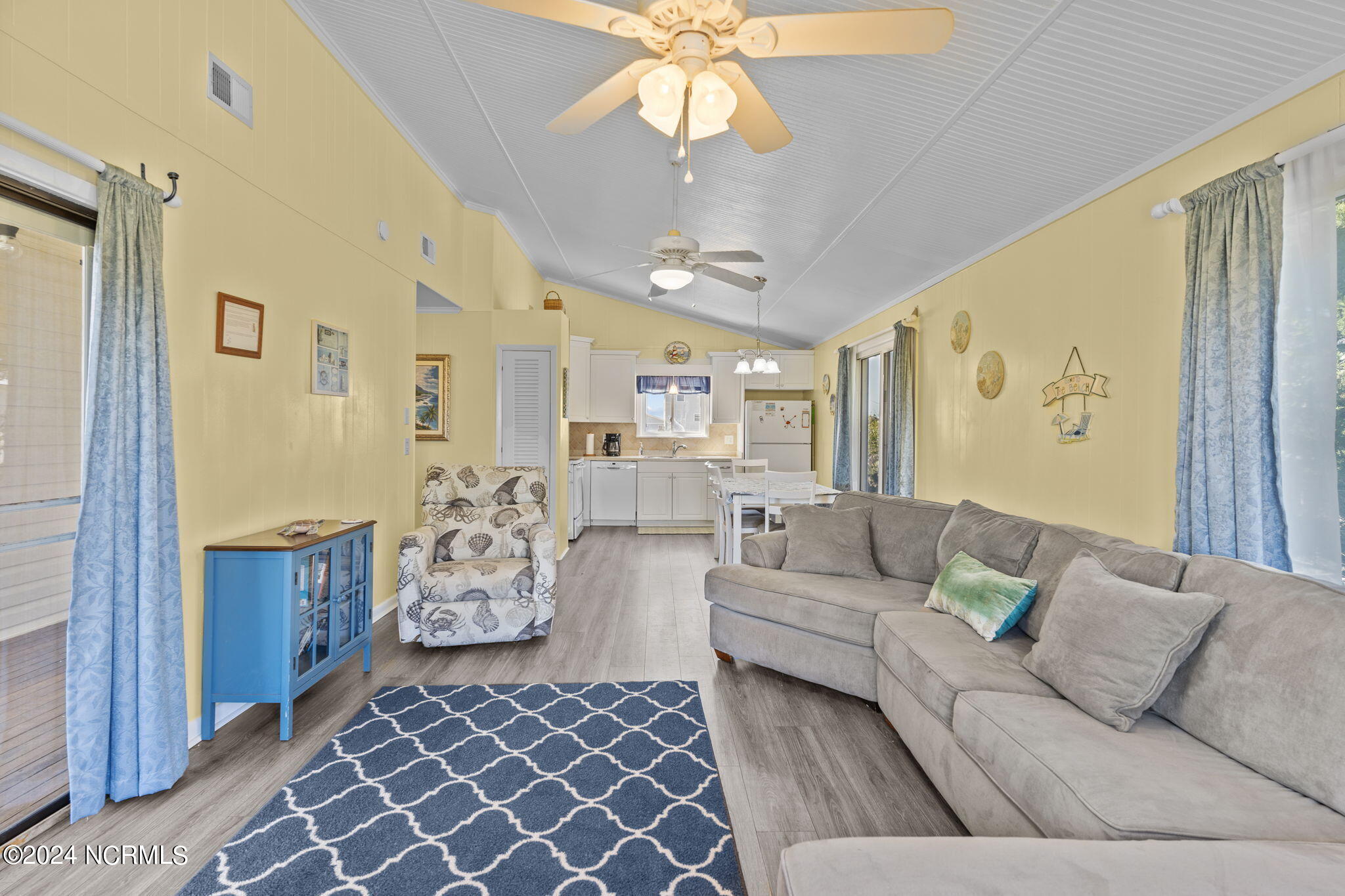 2021 W Dolphin Drive