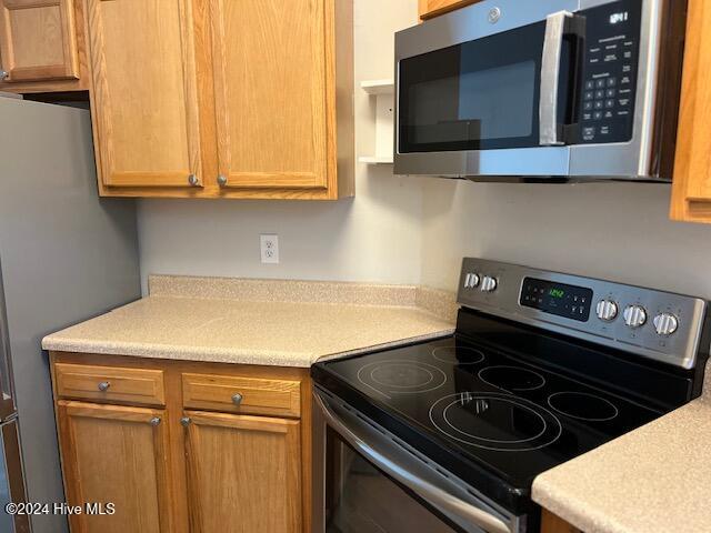 4210 Wilshire Boulevard, 104 B