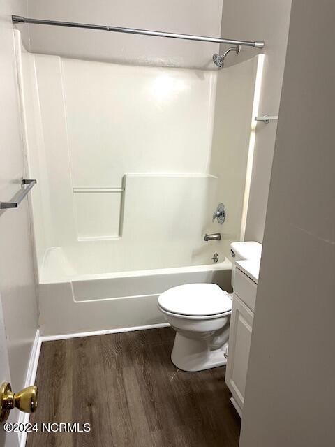 4210 Wilshire Boulevard, 104 B