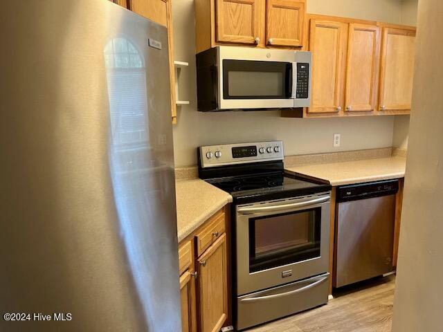 4210 Wilshire Boulevard, 104 B