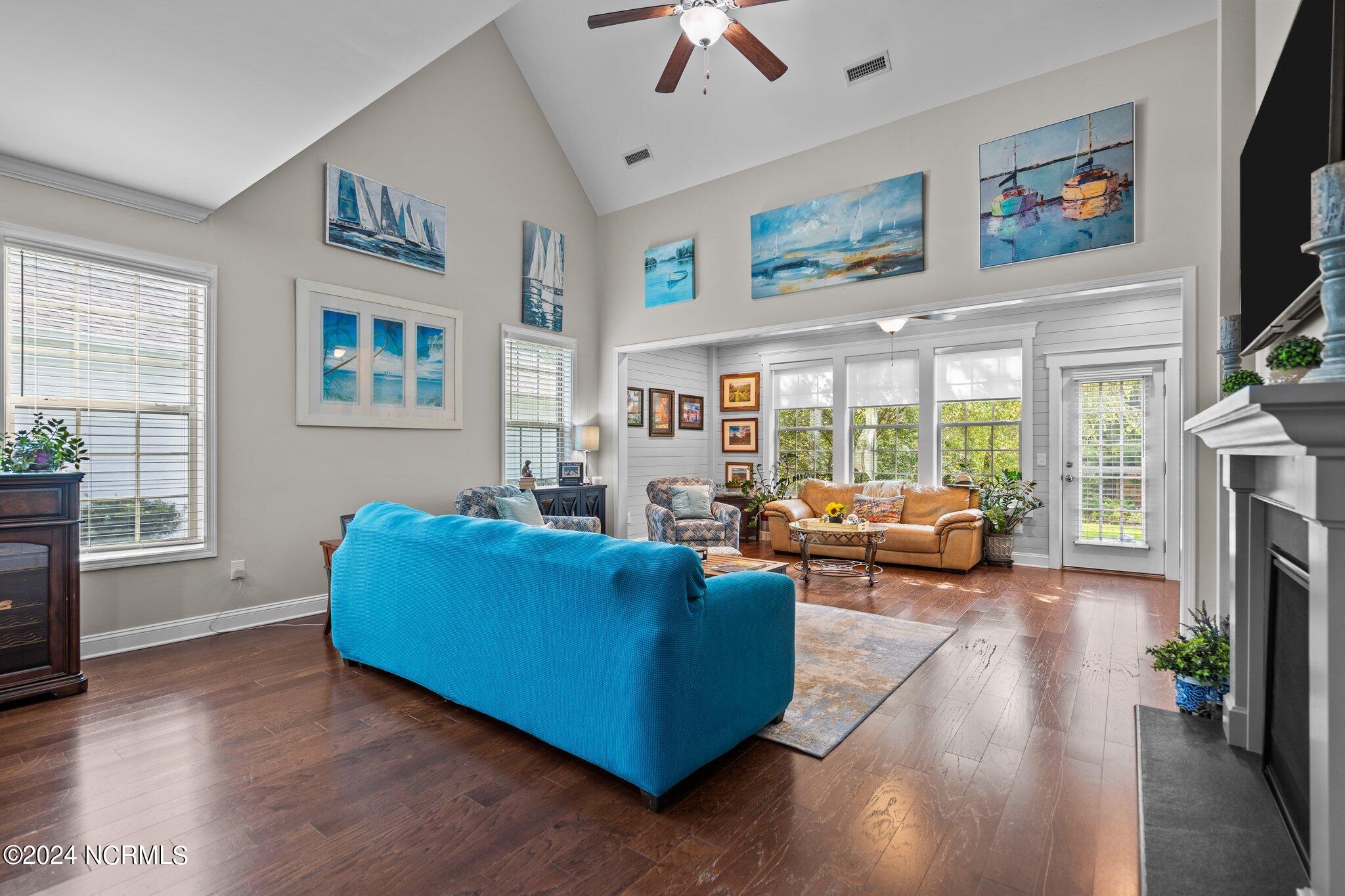 909 Tidalwalk Drive