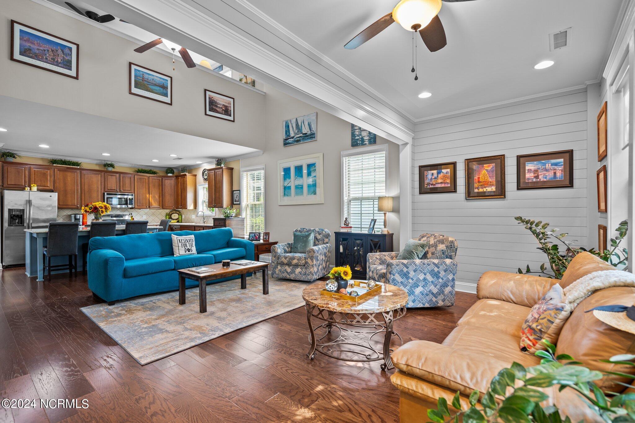 909 Tidalwalk Drive