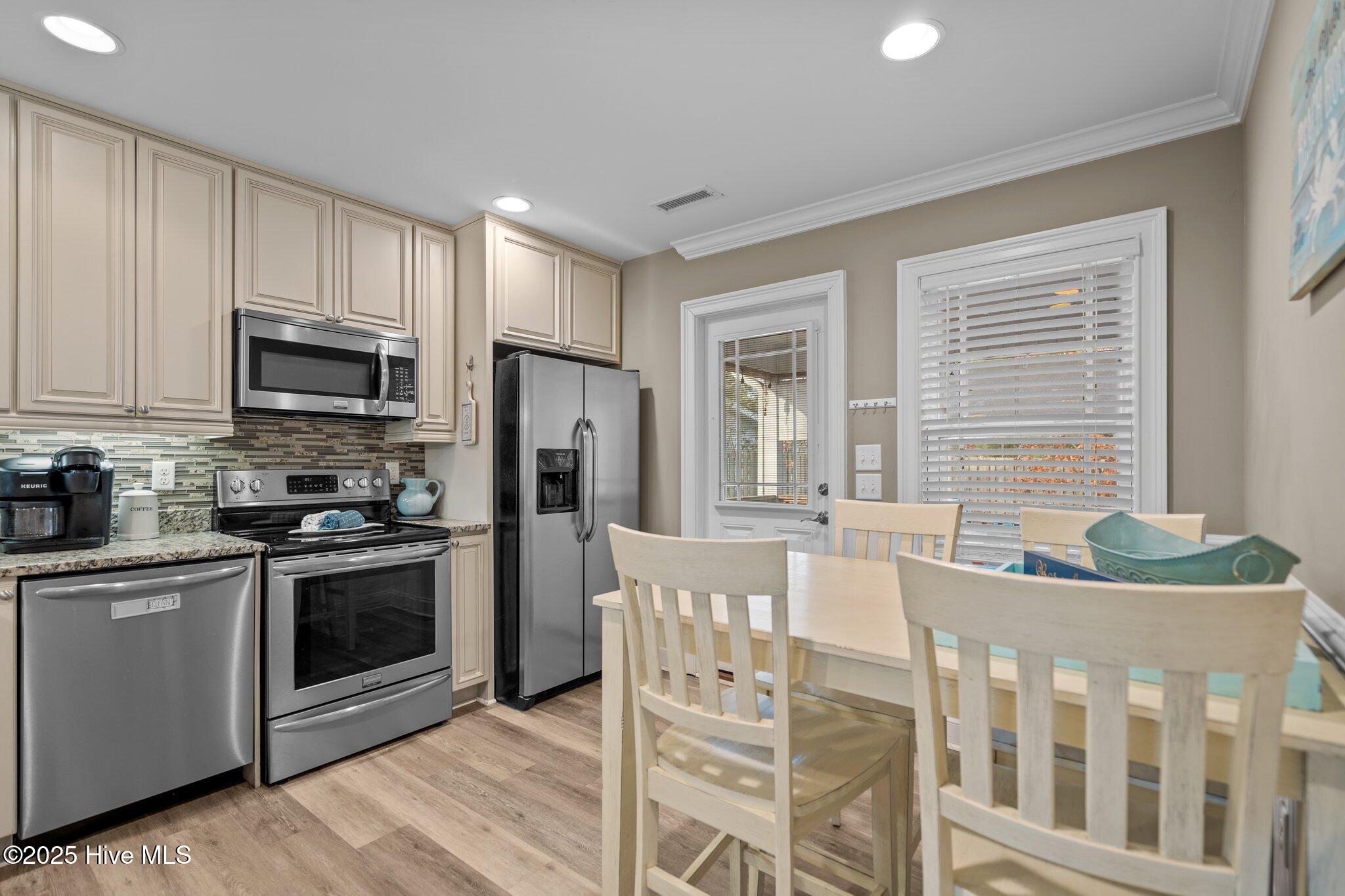 117 NE 9th Street