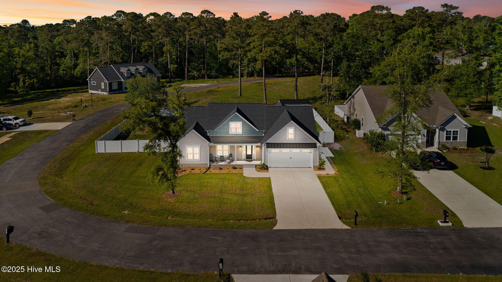 5359 Glennfield Circle SE