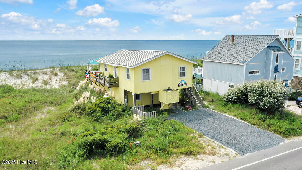 5227 E Beach Drive