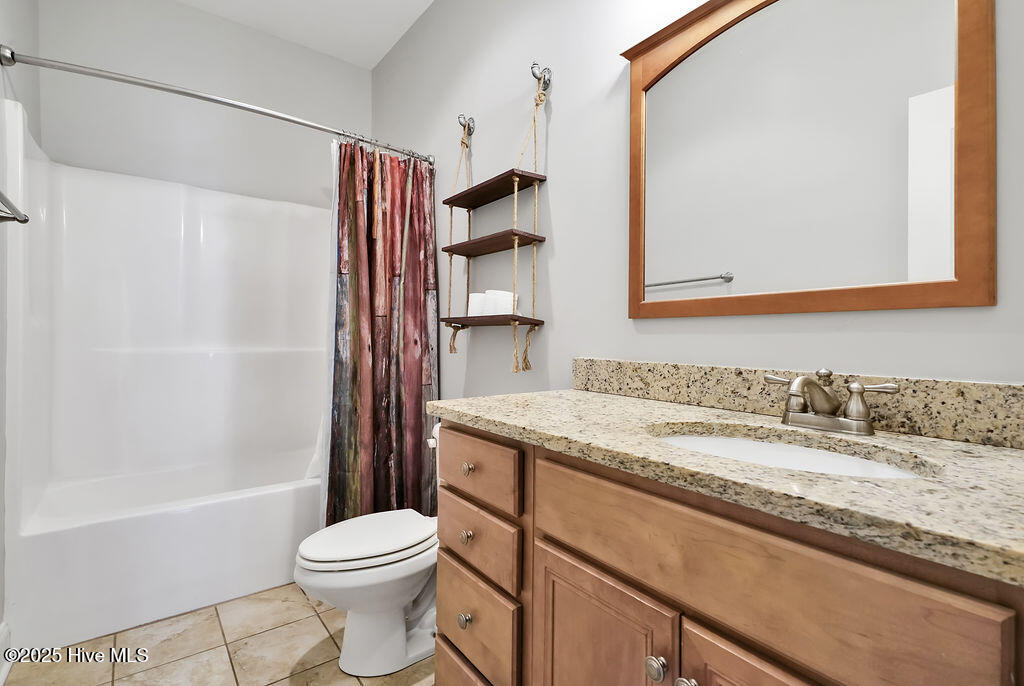 1981 Gastonia Road, Southport